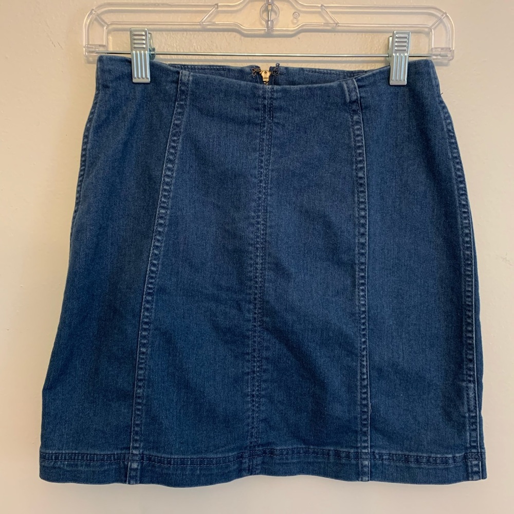 Free people dark wash denim skirt - Picture 2 of 6